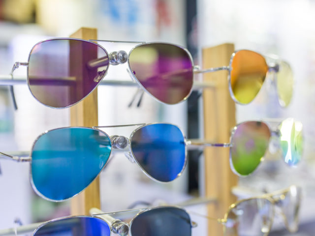 Potrebujete nové slnečné okuliare? Vyberte si tie správne